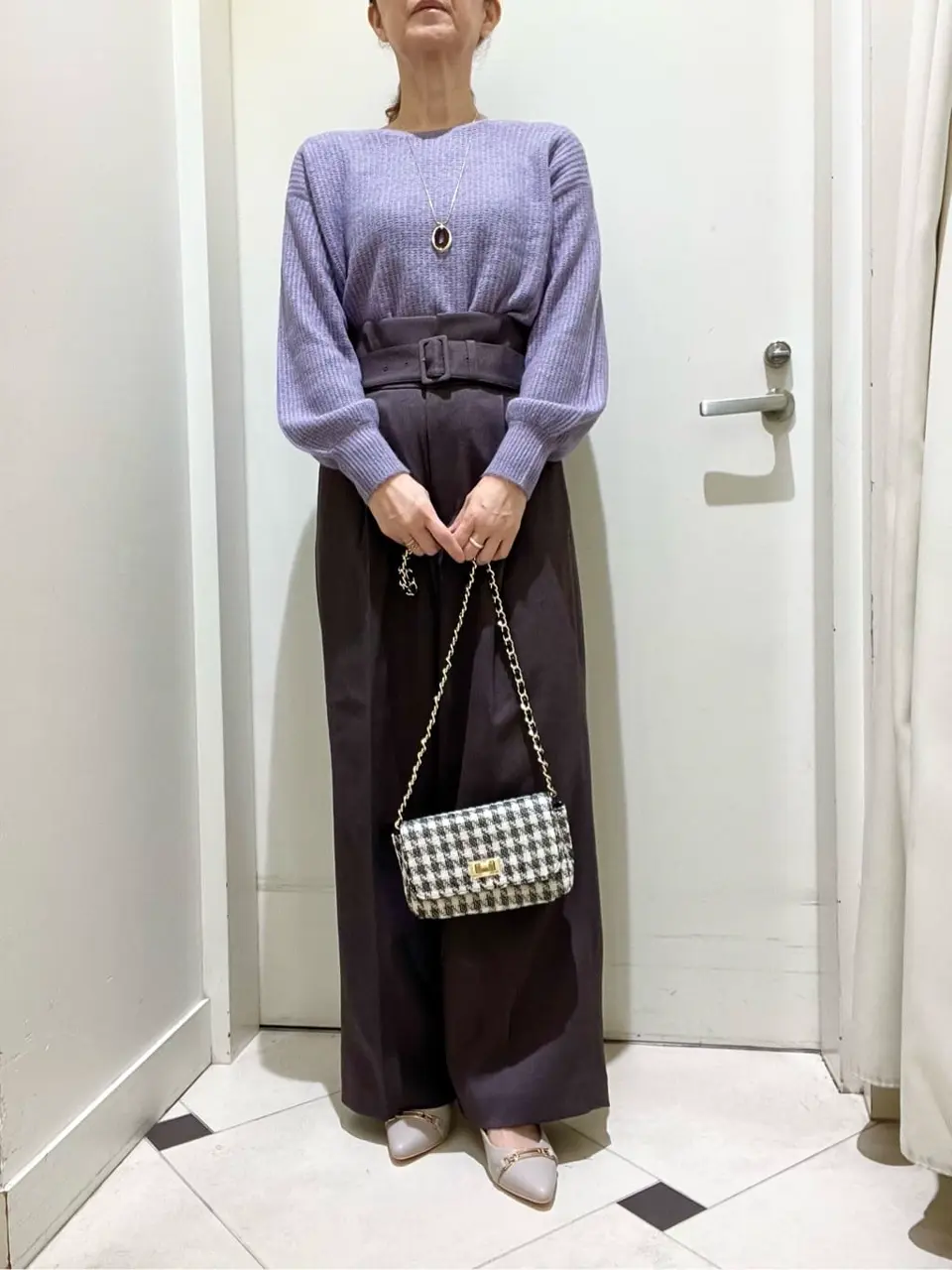 ANY SIS スタッフ コーディネート画像