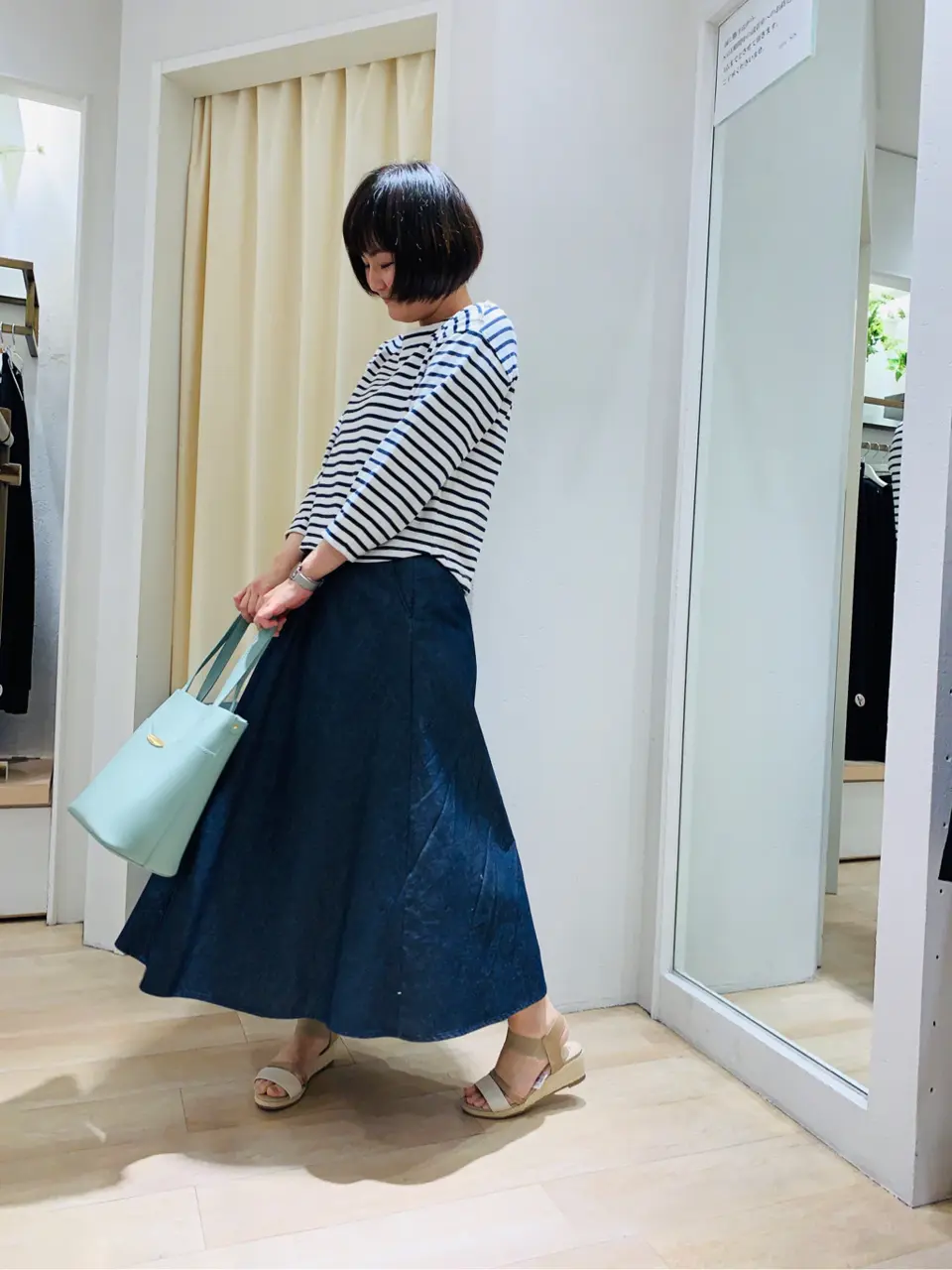 ANY SIS スタッフ コーディネート画像