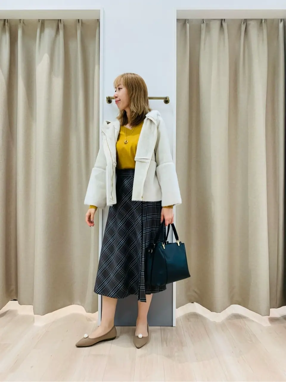 ANY SIS スタッフ コーディネート画像