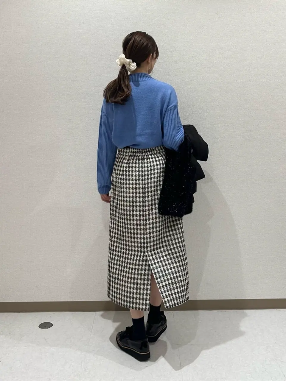 ANY SIS みぃ コーディネート画像