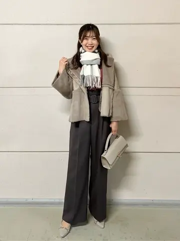 ANY SIS みぃ コーディネート画像