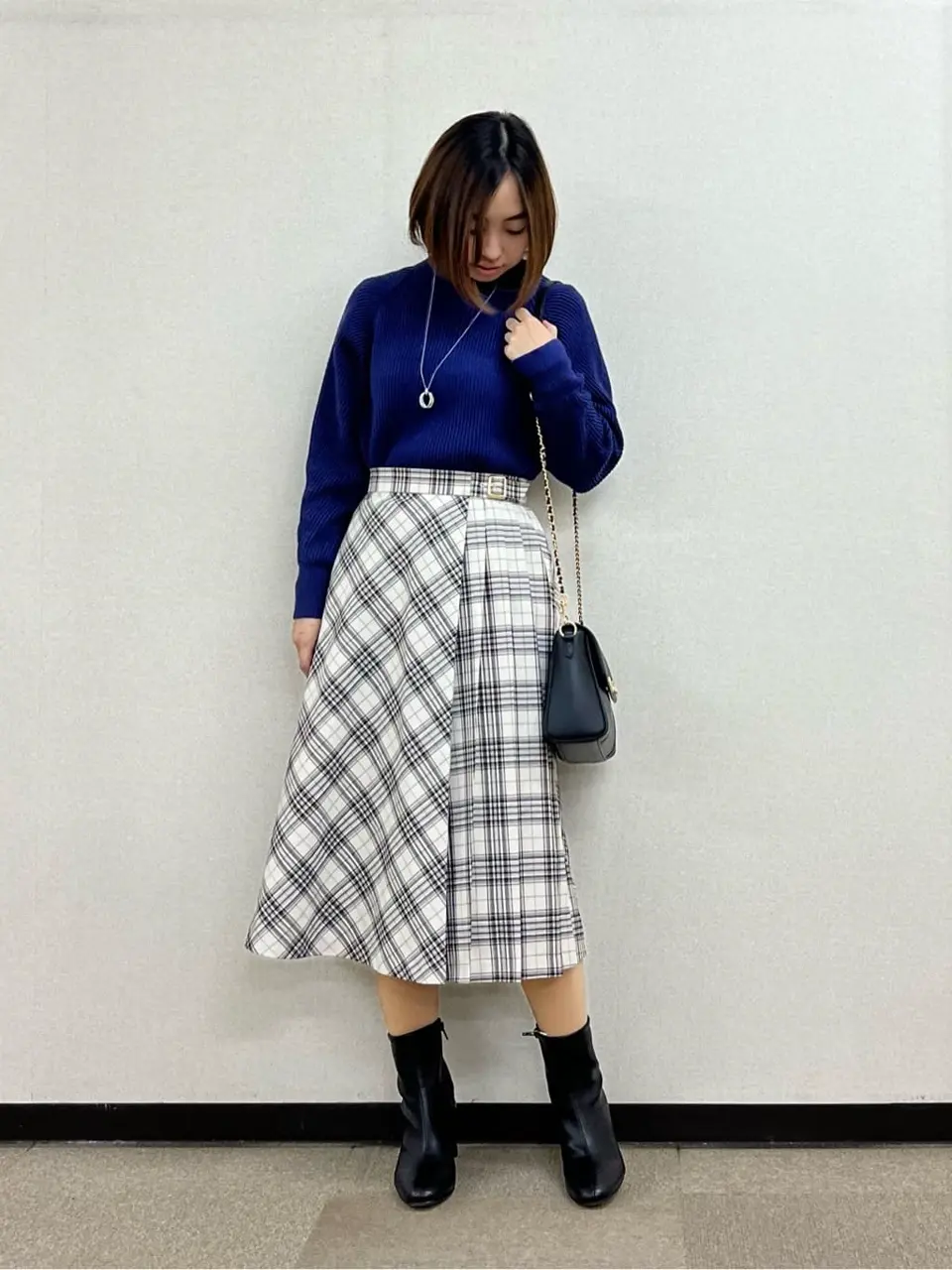 ANY SIS 村上 コーディネート画像