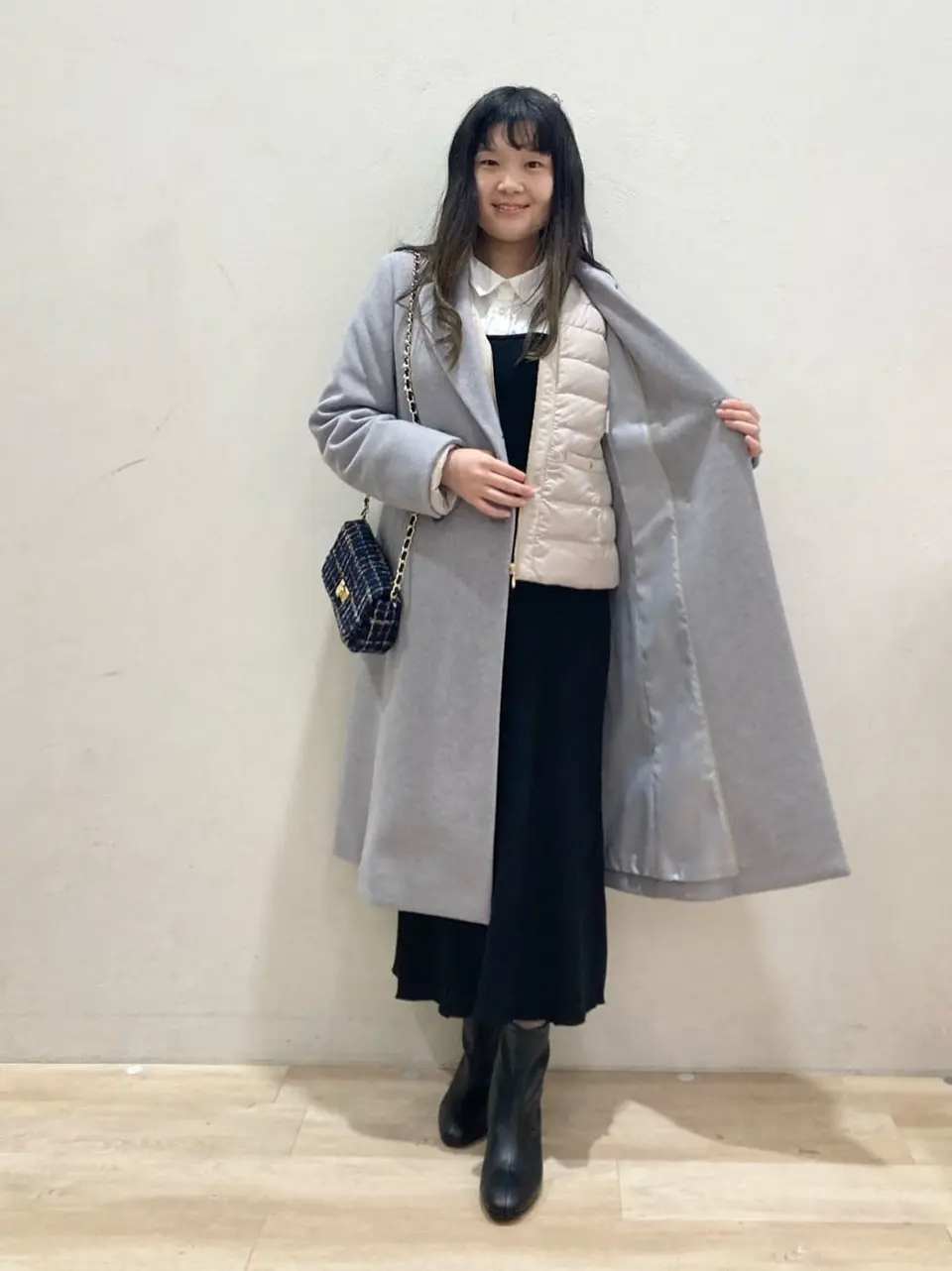 ANY SIS 川根　彩 コーディネート画像