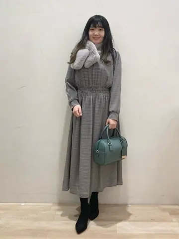 ANY SIS 川根　彩 コーディネート画像