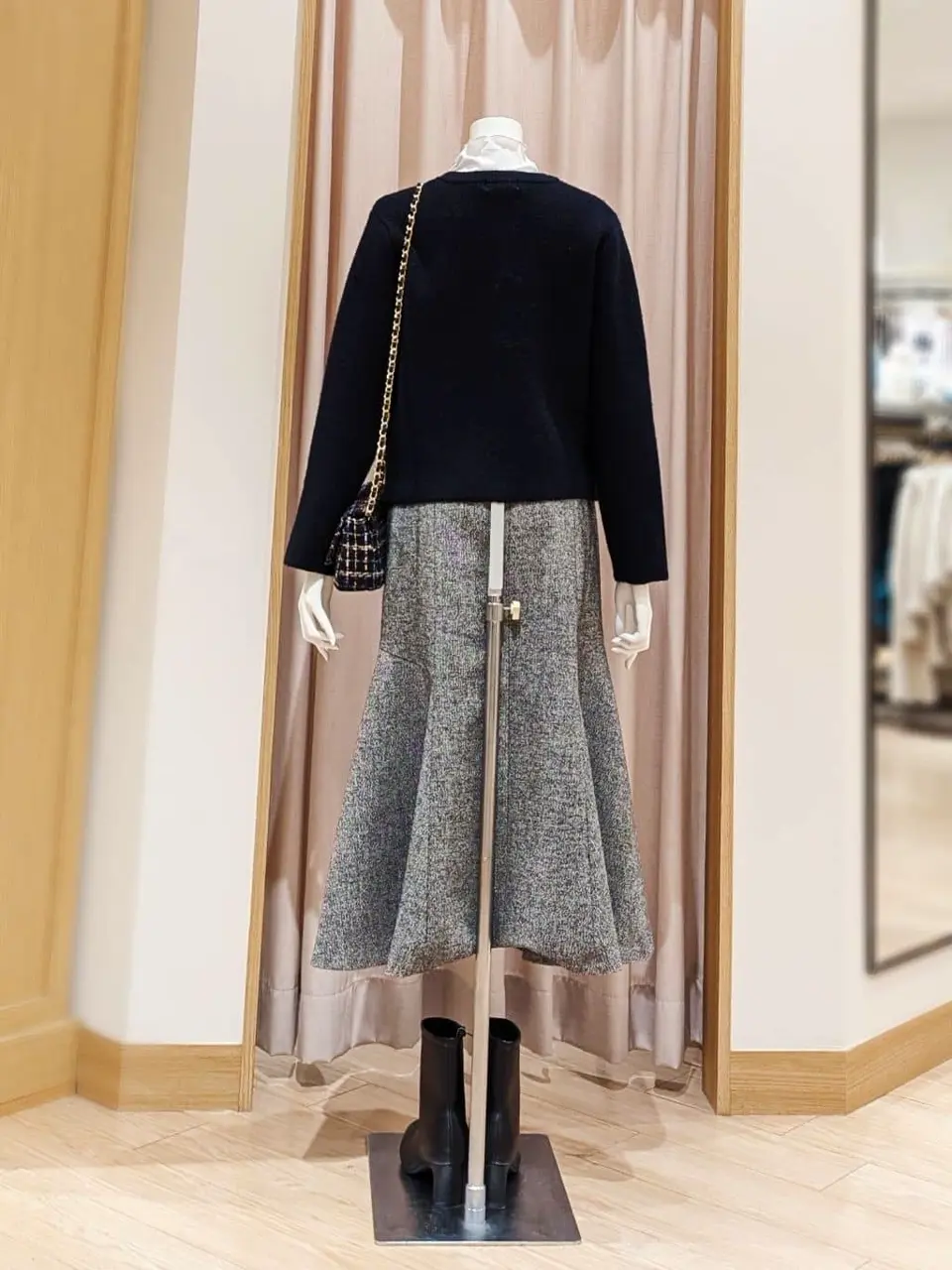 ANY SIS 岩田 コーディネート画像