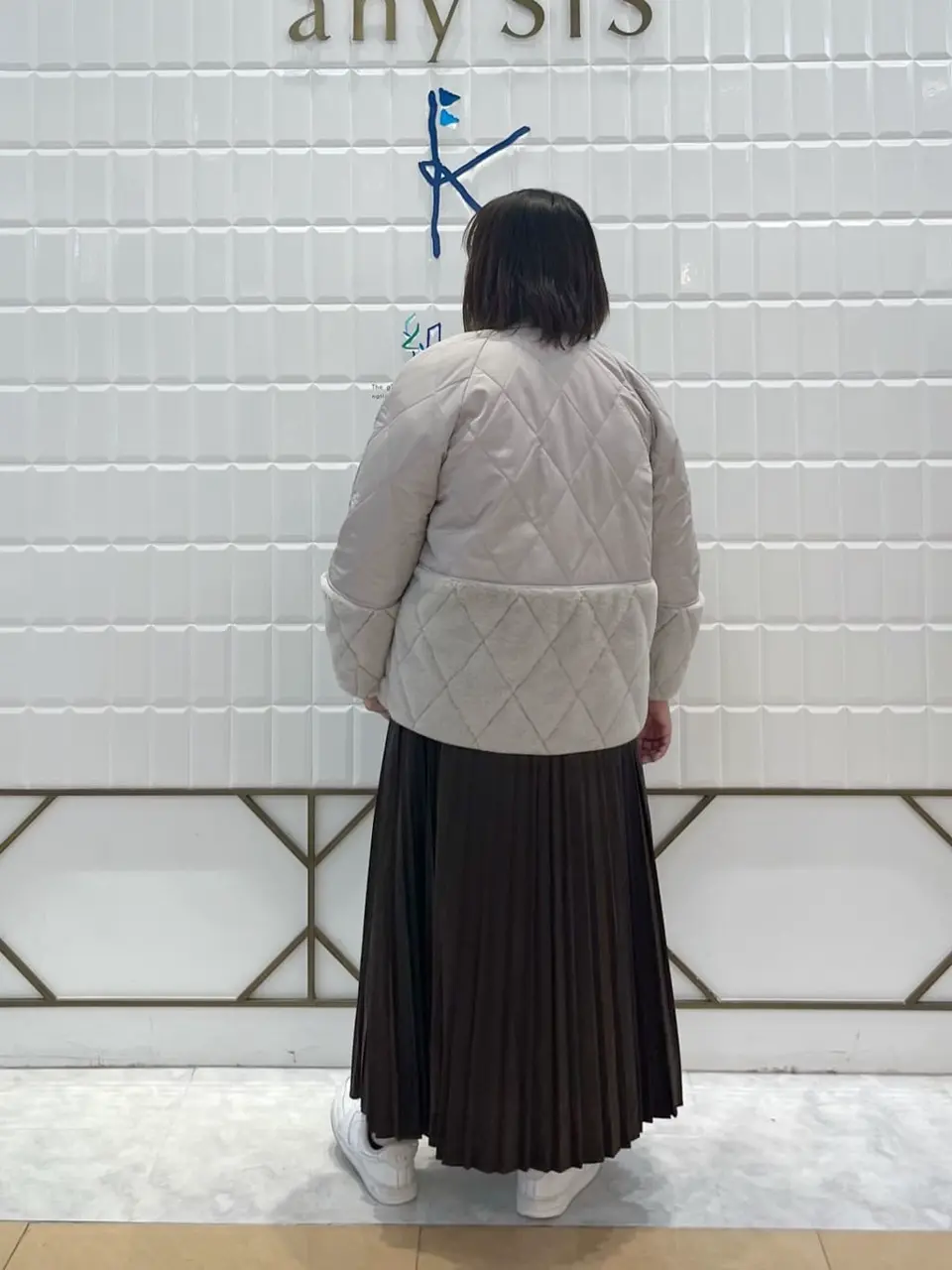 ANY SIS 西田 コーディネート画像