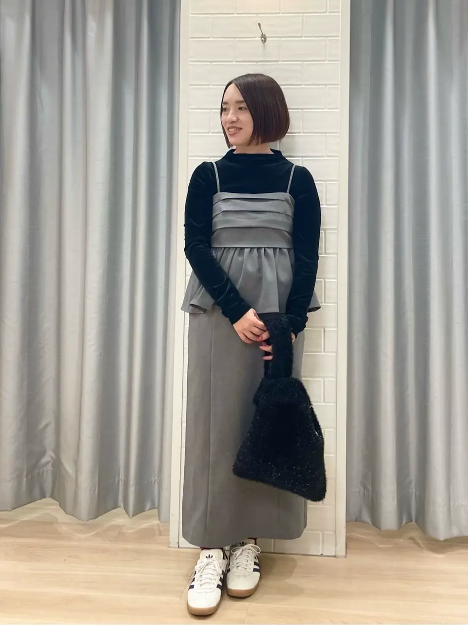 ANY SIS 丸岡 コーディネート画像