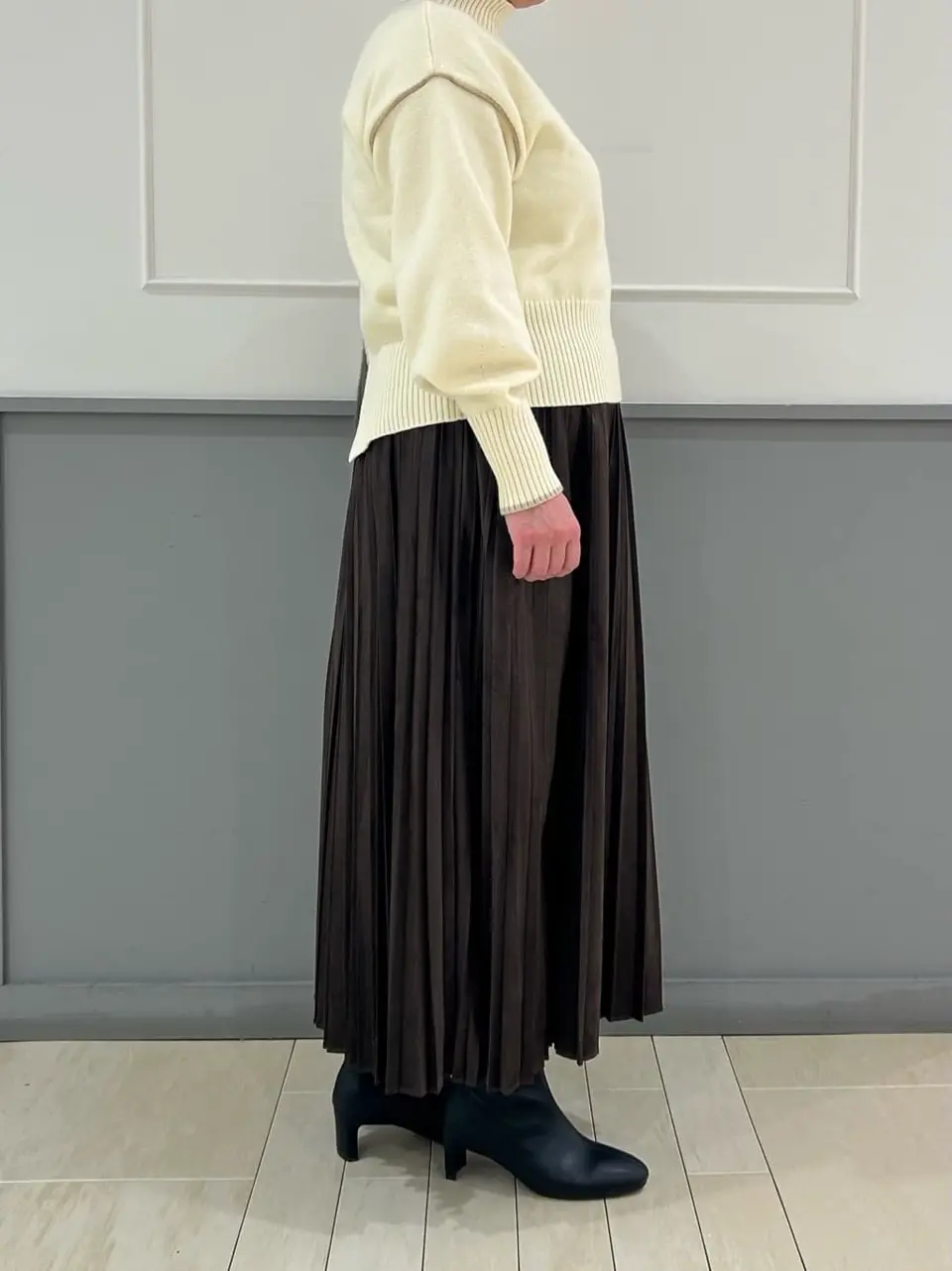 ANY SIS 堀部 コーディネート画像