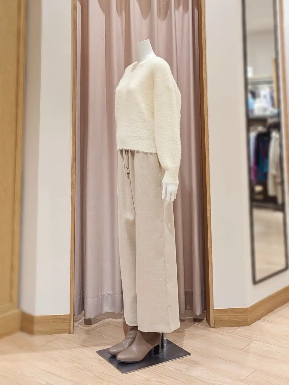 ANY SIS 岩田 コーディネート画像