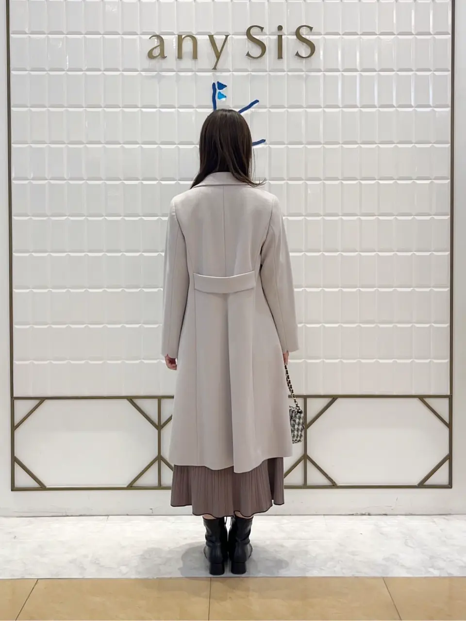 ANY SIS 上田 コーディネート画像