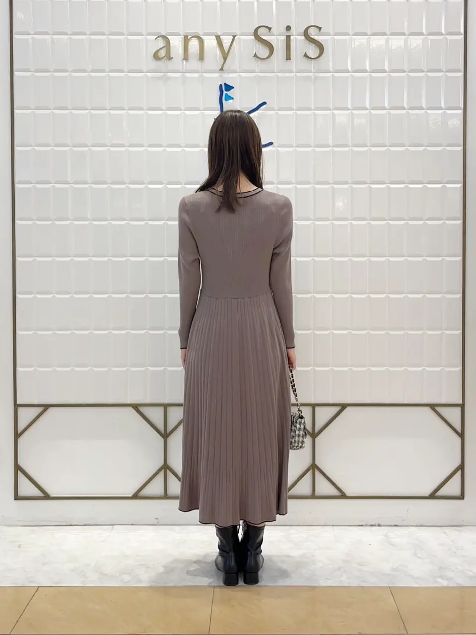 ANY SIS 上田 コーディネート画像