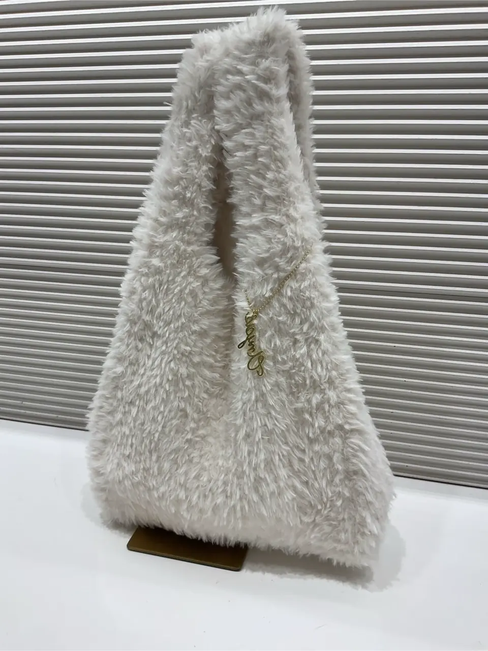 ANY SIS こばやし コーディネート画像