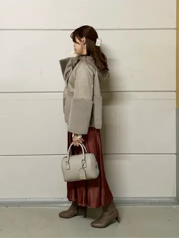 ANY SIS みぃ コーディネート画像