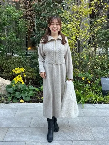 ANY SIS みぃ コーディネート画像