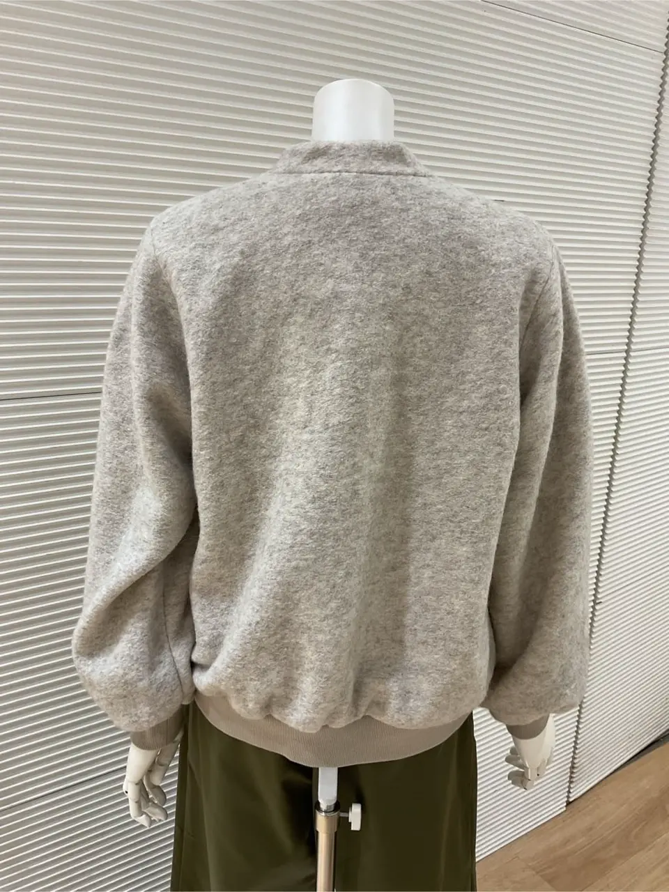 ANY SIS こばやし コーディネート画像