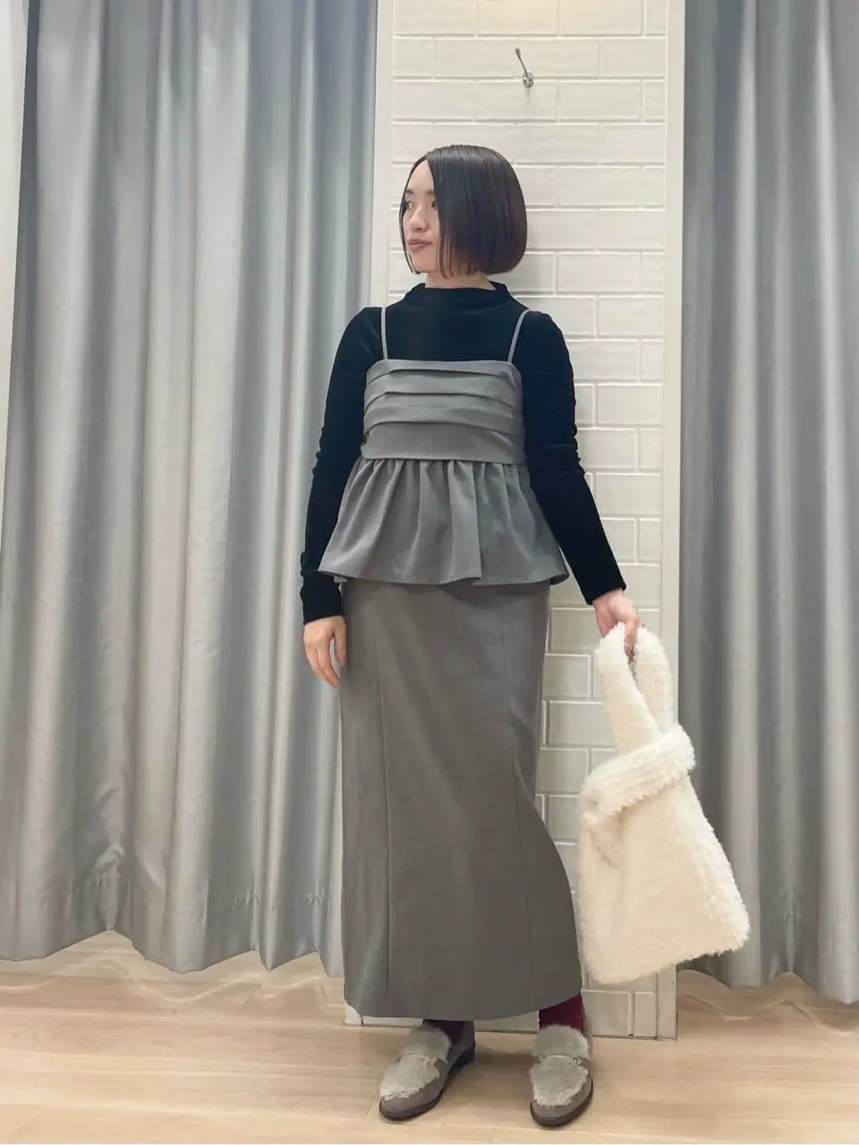 ANY SIS 丸岡 コーディネート画像