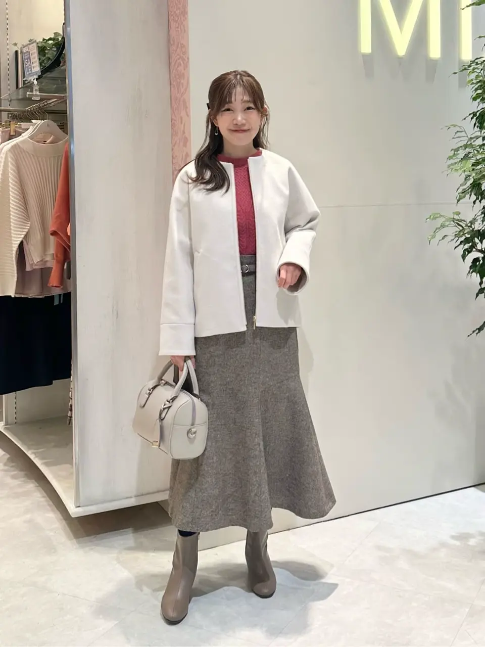 ANY SIS みぃ コーディネート画像