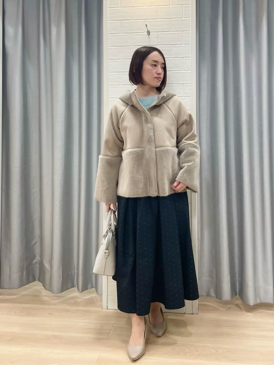 ANY SIS 丸岡 コーディネート画像