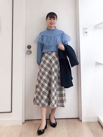 ANY SIS スタッフ コーディネート画像