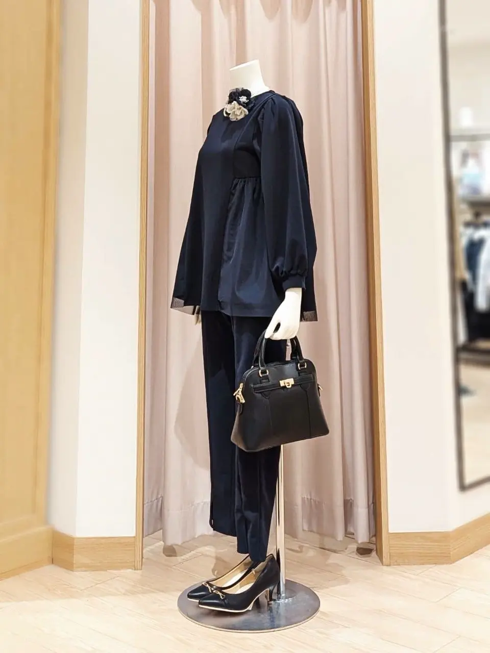 ANY SIS 岩田 コーディネート画像