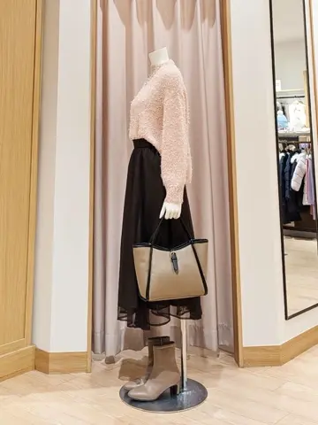 ANY SIS 岩田 コーディネート画像