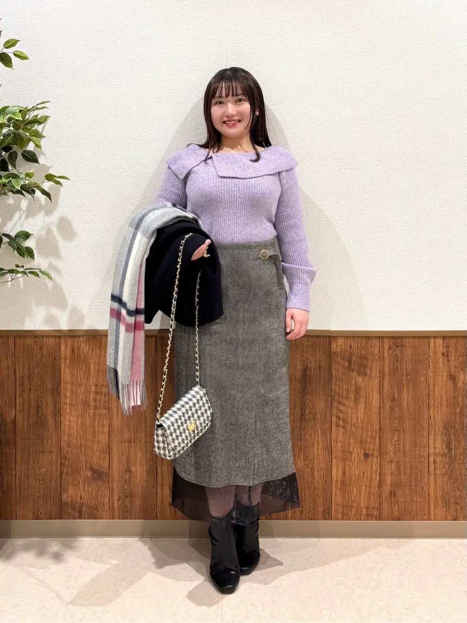 ANY SIS スタッフ コーディネート画像