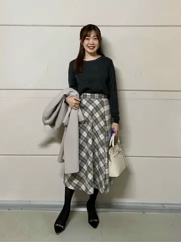 ANY SIS みぃ コーディネート画像