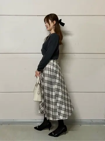 ANY SIS みぃ コーディネート画像