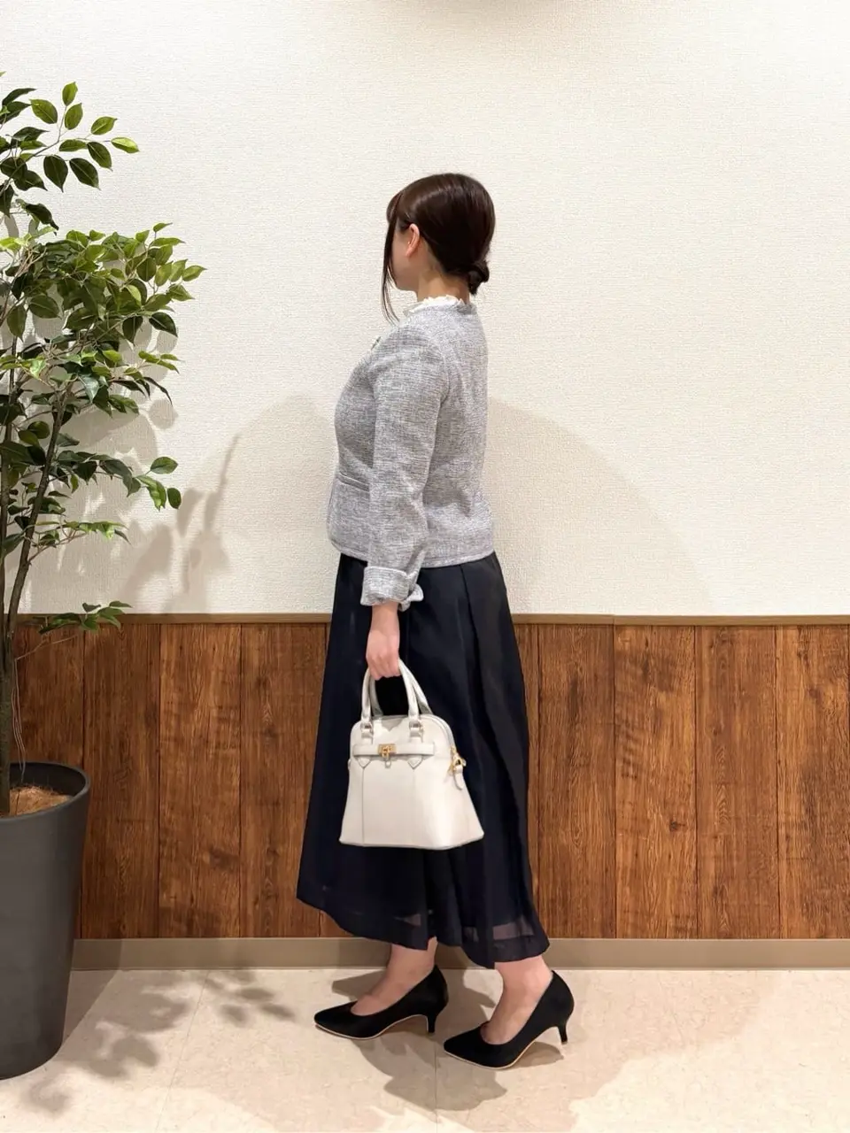 ANY SIS スタッフ コーディネート画像