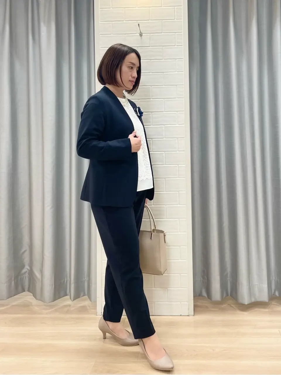 ANY SIS 丸岡 コーディネート画像