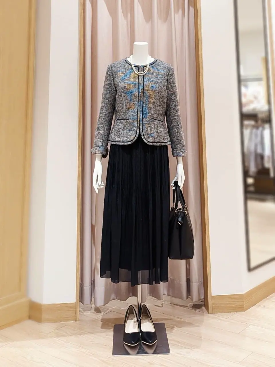 ANY SIS 岩田 コーディネート画像