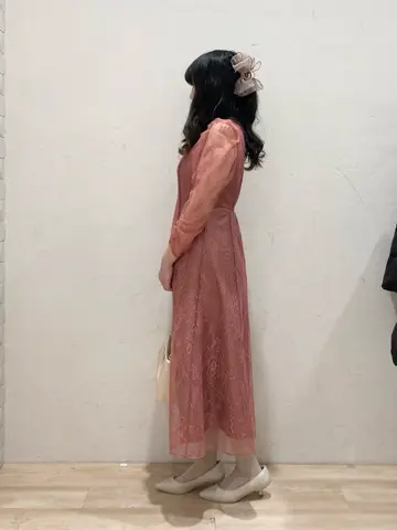 ANY SIS 川根　彩 コーディネート画像