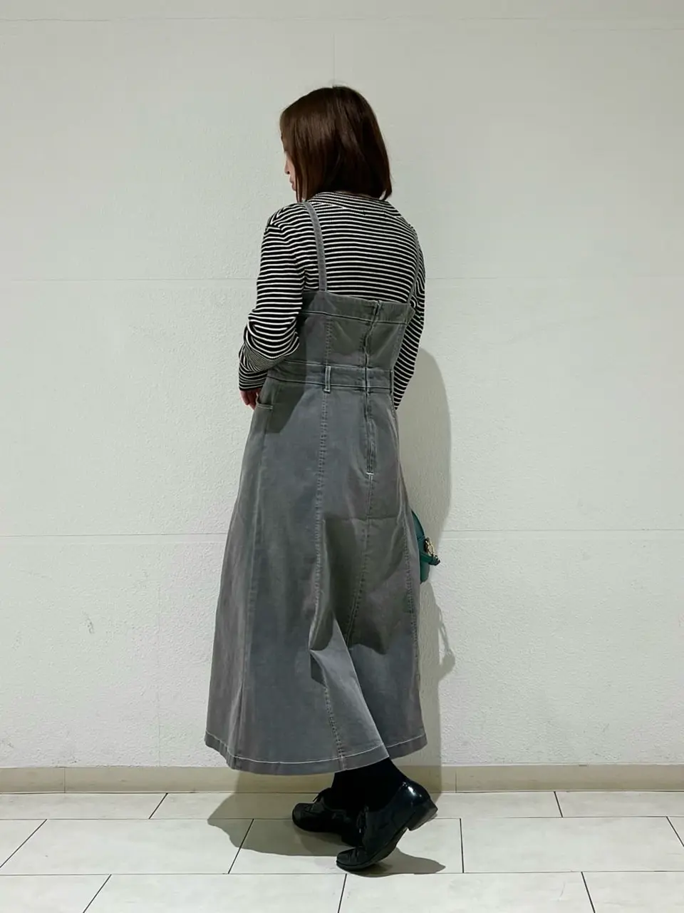 ANY SIS 村上 コーディネート画像