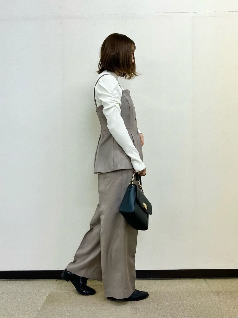 ANY SIS 村上 コーディネート画像