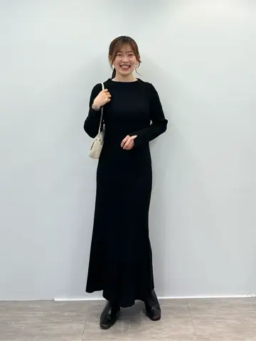 ANY SIS みぃ コーディネート画像