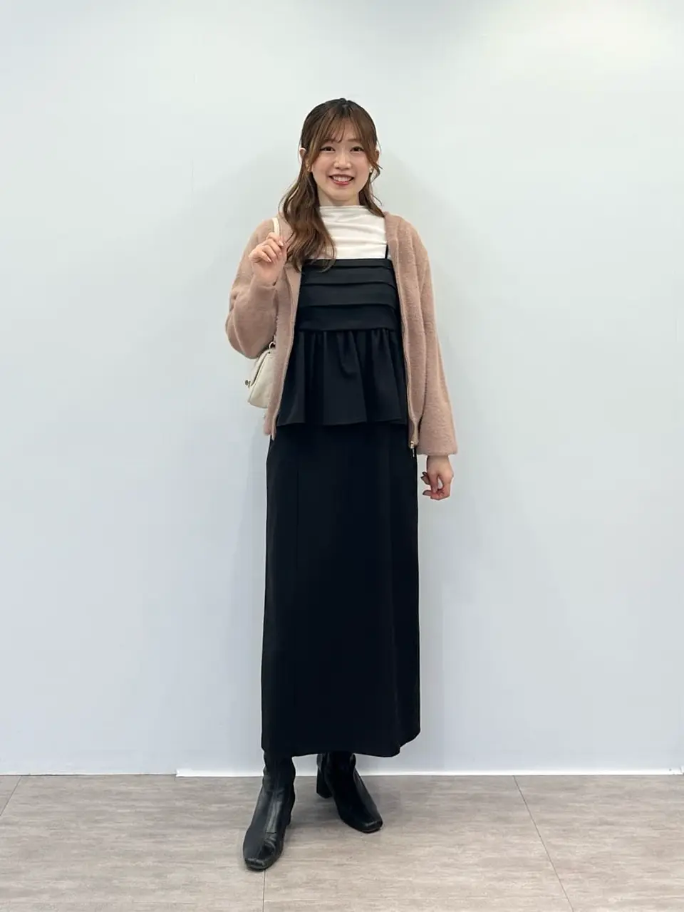 ANY SIS みぃ コーディネート画像