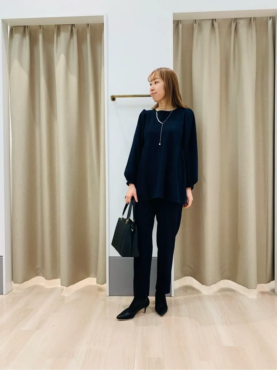 ANY SIS スタッフ コーディネート画像