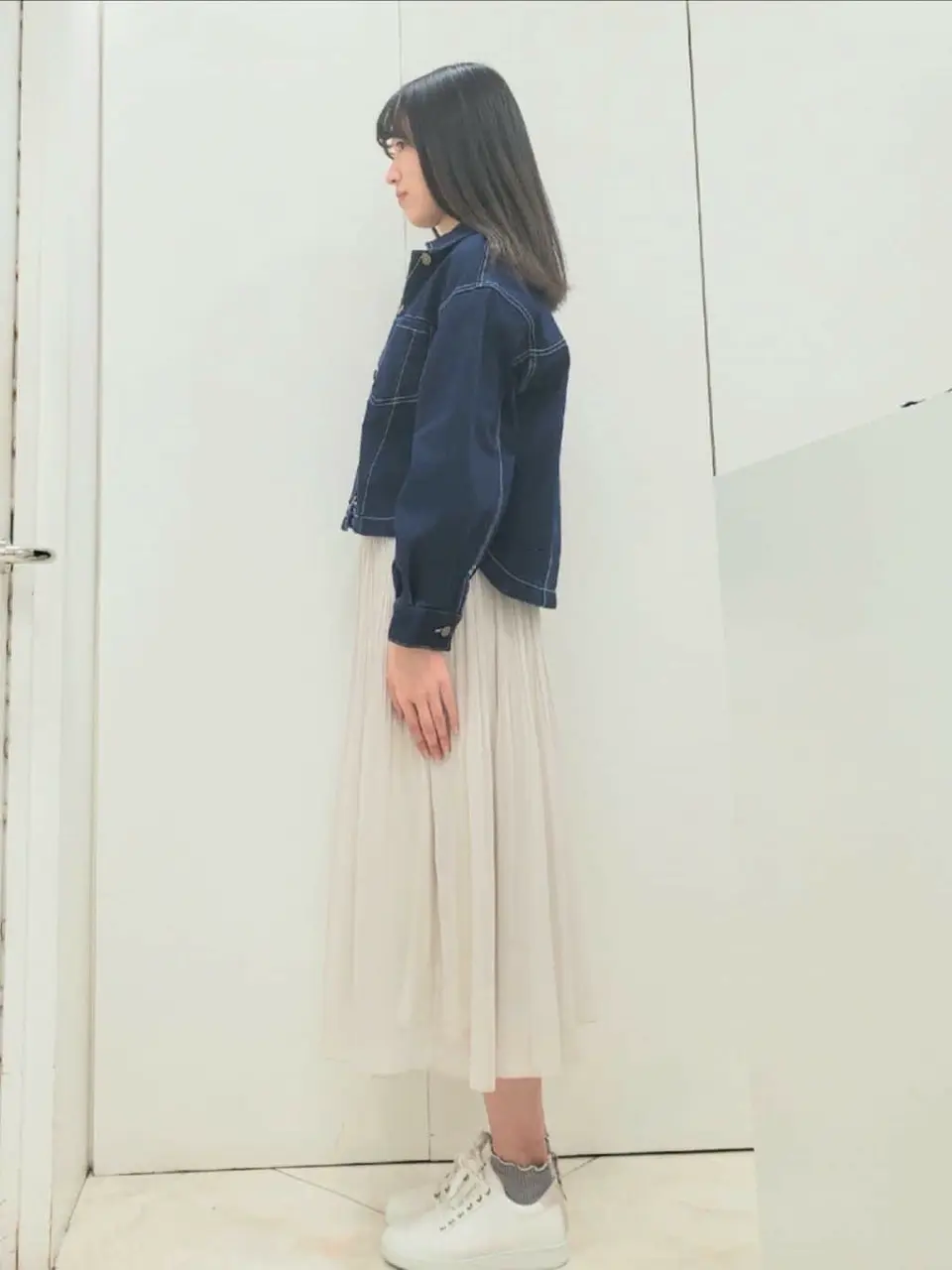 ANY SIS スタッフ コーディネート画像