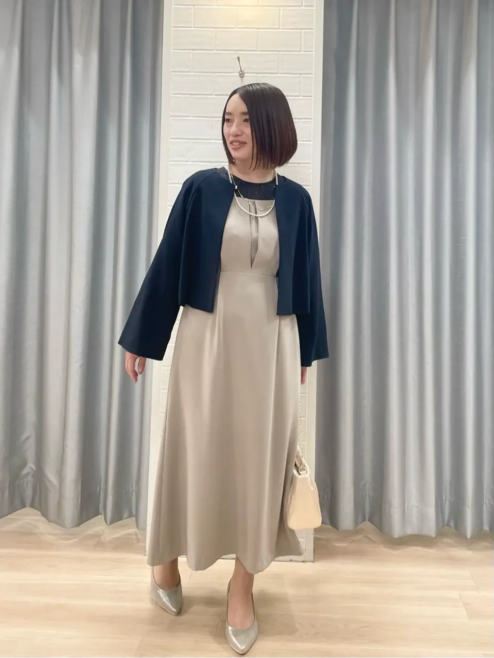 ANY SIS 丸岡 コーディネート画像