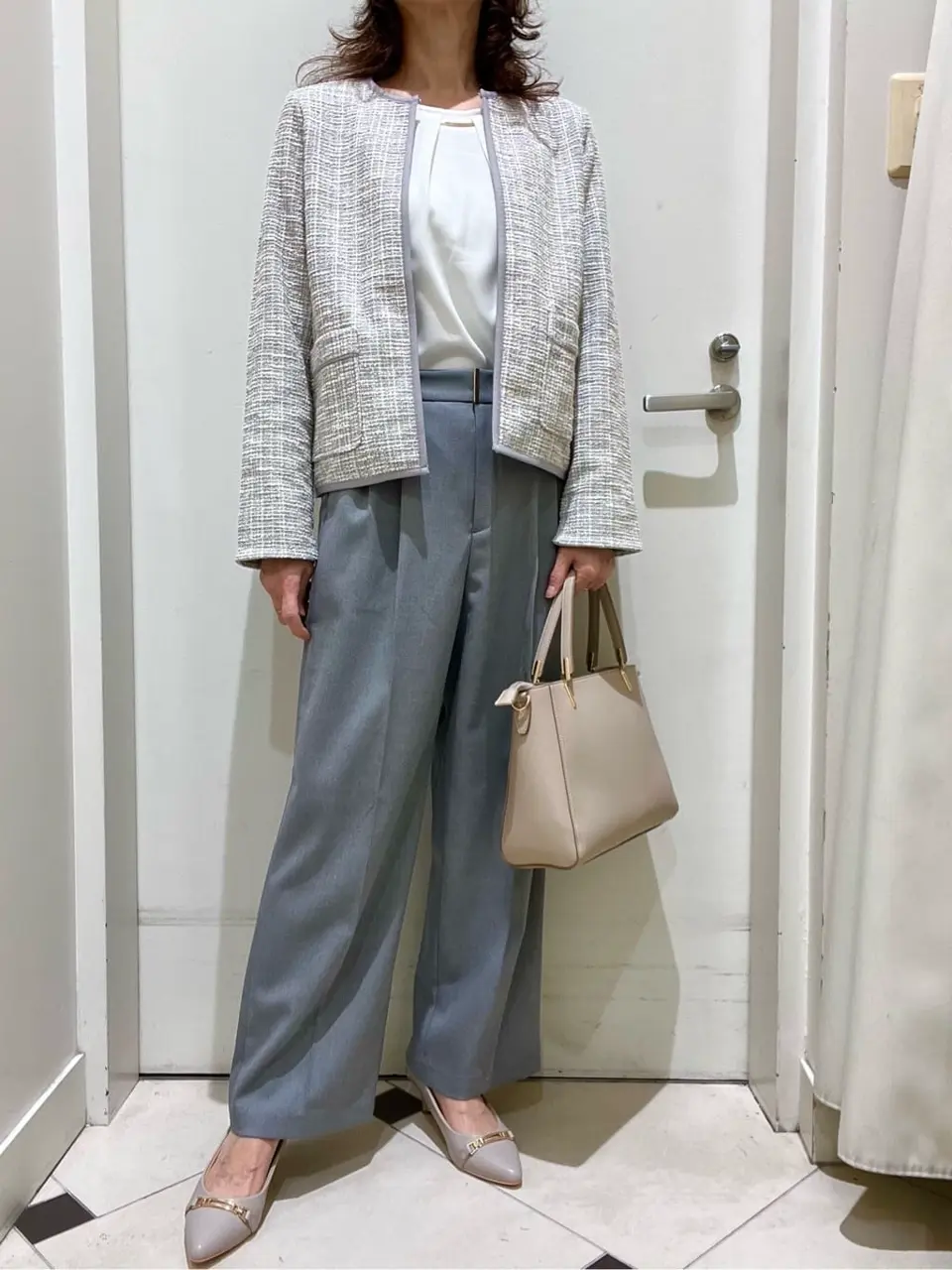 ANY SIS スタッフ コーディネート画像