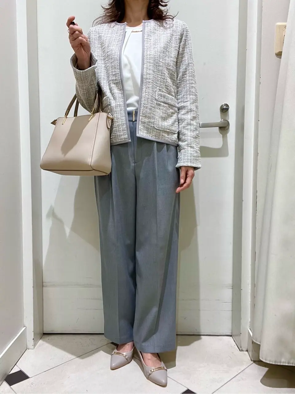 ANY SIS スタッフ コーディネート画像