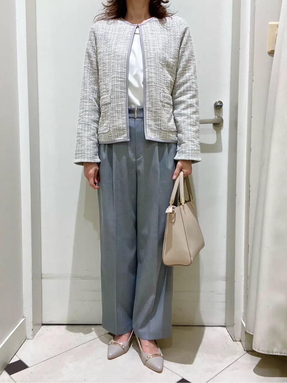 ANY SIS スタッフ コーディネート画像