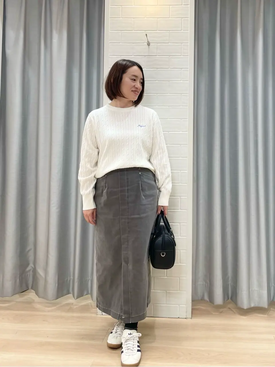 ANY SIS 丸岡 コーディネート画像