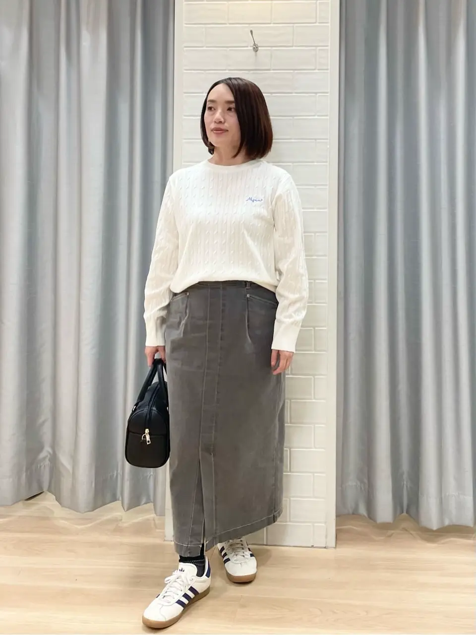 ANY SIS 丸岡 コーディネート画像