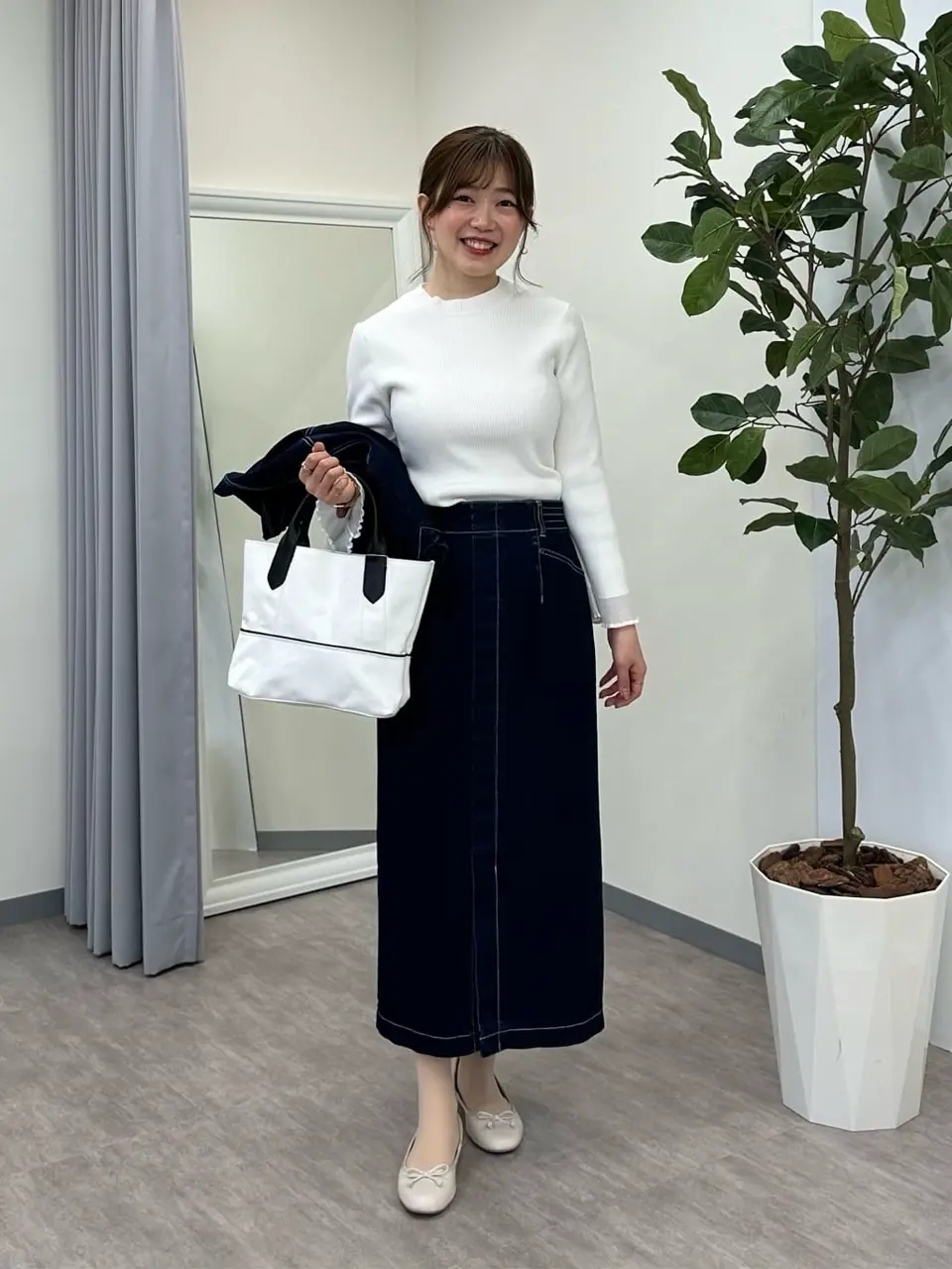 ANY SIS みぃ コーディネート画像