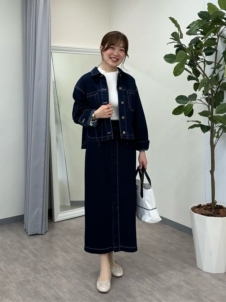 ANY SIS みぃ コーディネート画像