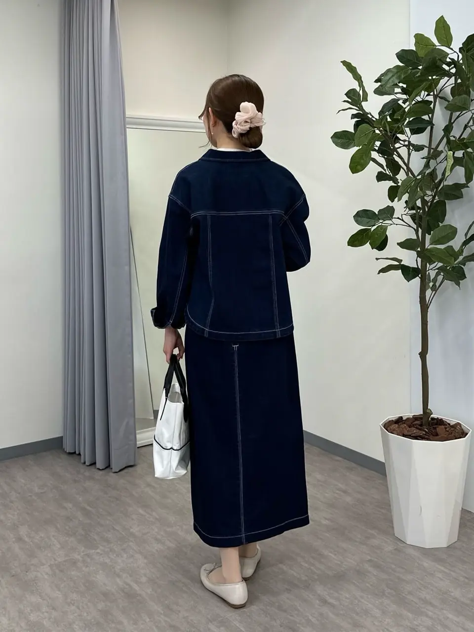 ANY SIS みぃ コーディネート画像