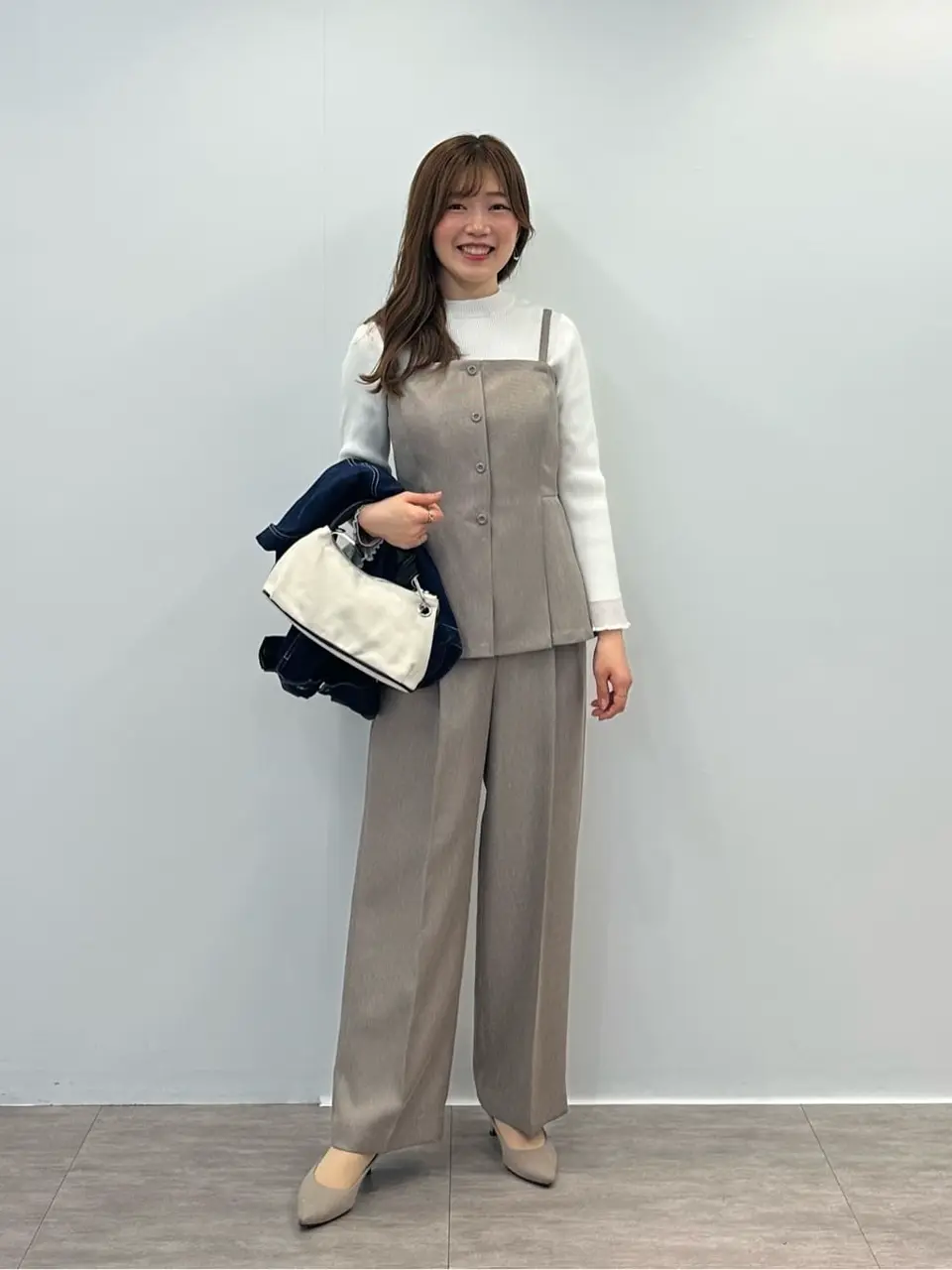 ANY SIS みぃ コーディネート画像