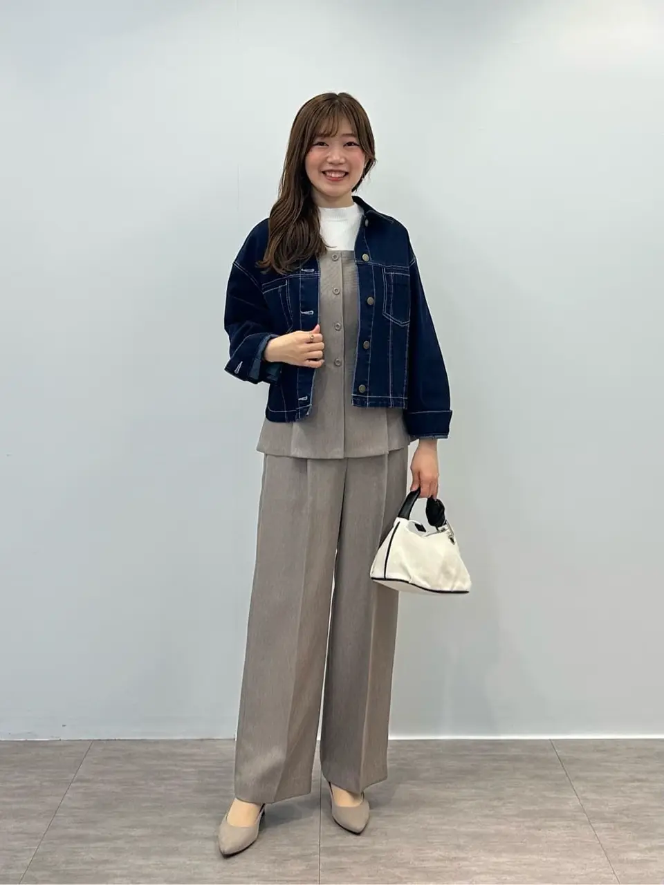 ANY SIS みぃ コーディネート画像