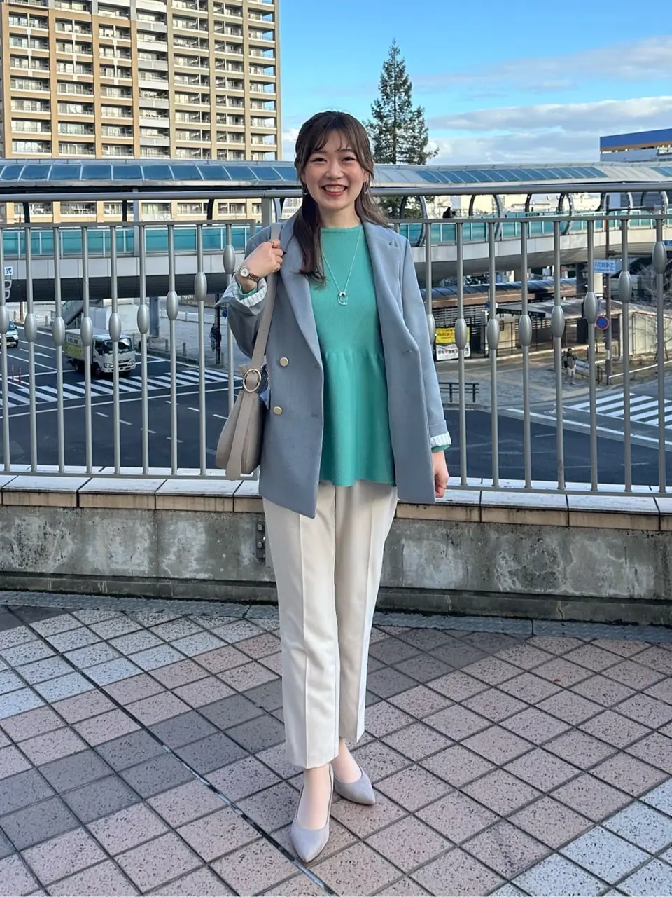 ANY SIS みぃ コーディネート画像